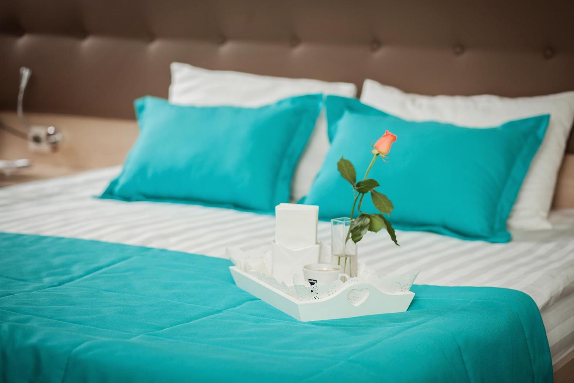 Hotel Versailles Lutsʼk Zimmer foto